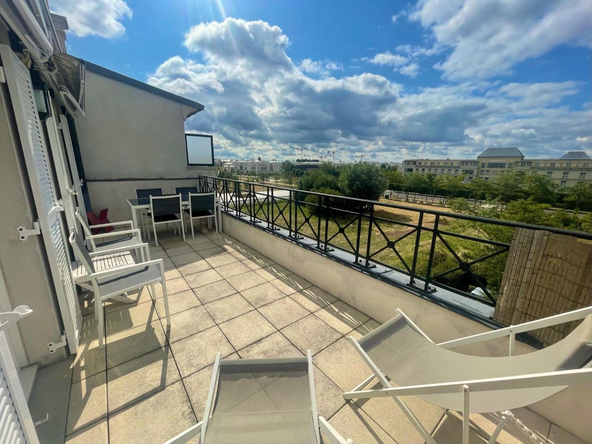 Family'S Appartement Disney Paris , 2 Parking Serris Eksteriør billede